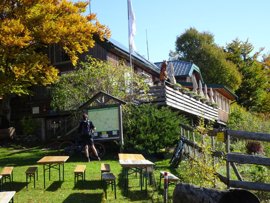 Approaching the <i>Enzianhütte</i>