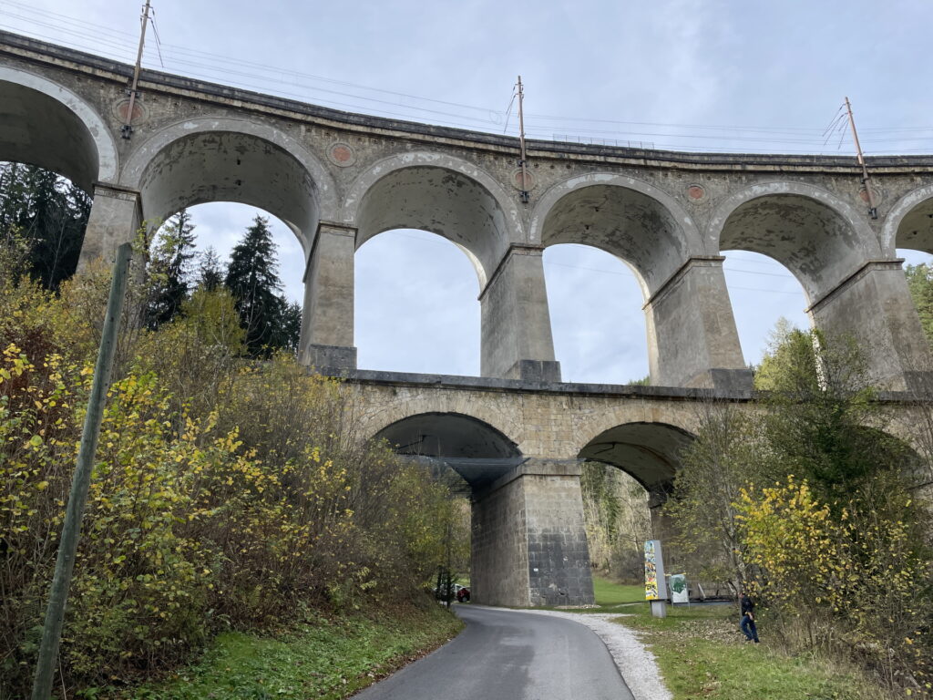 Through the impressive viaduct of <i>Kalte Rinne</i>