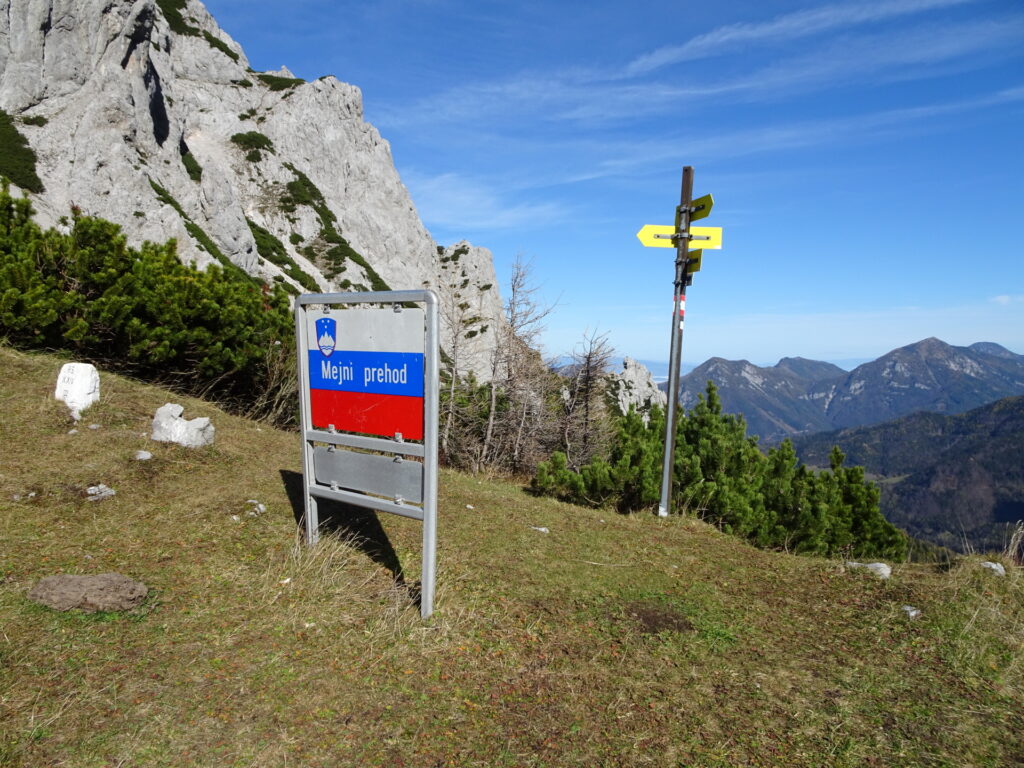 The <i>Hajnževo sedlo</i> also marks the border between Austria and Slovenia