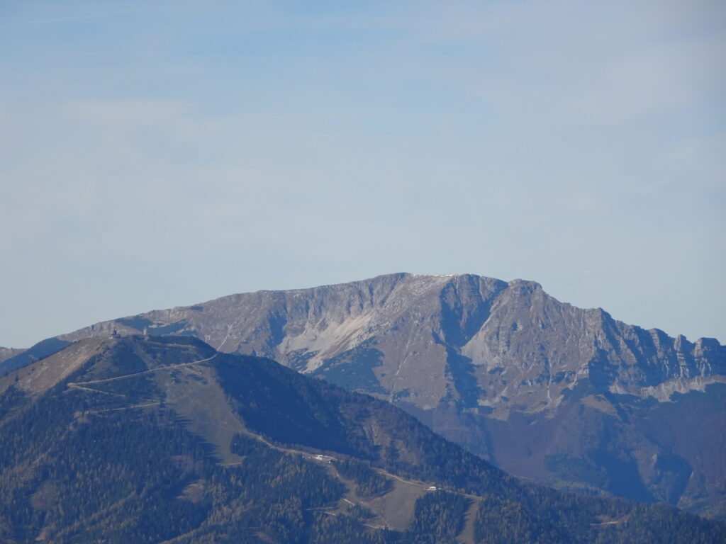 Stunning view of <i>Ötscher</i> seen from <i>Tonion</i>