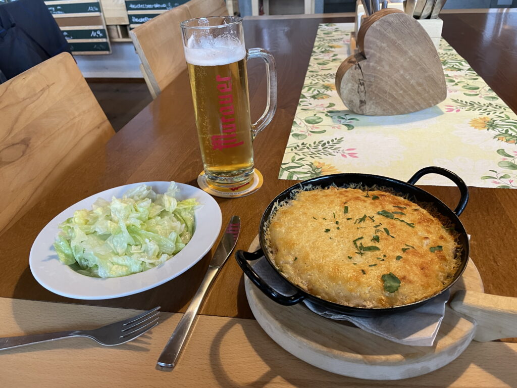 Tasty warm meal at <i>Knofelebenhütte</i>