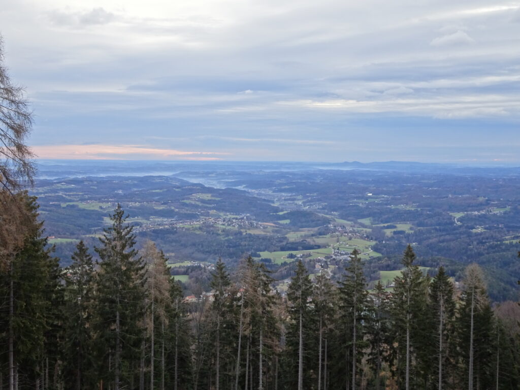 Impressive view from the trail towards <i>Johann-Waller-Hütte</i>