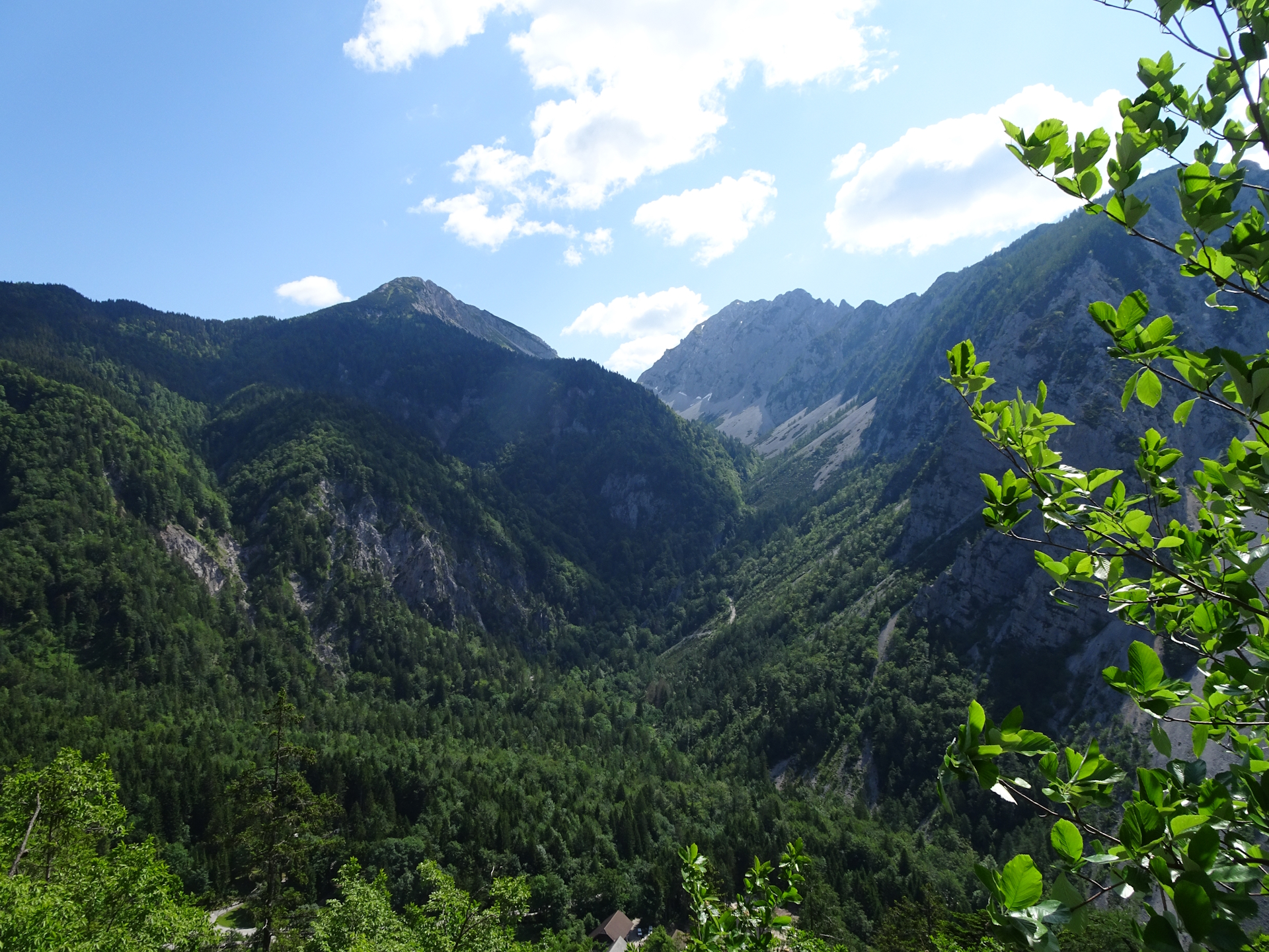 Amazing view from the <i>Bornova pot</i> trail
