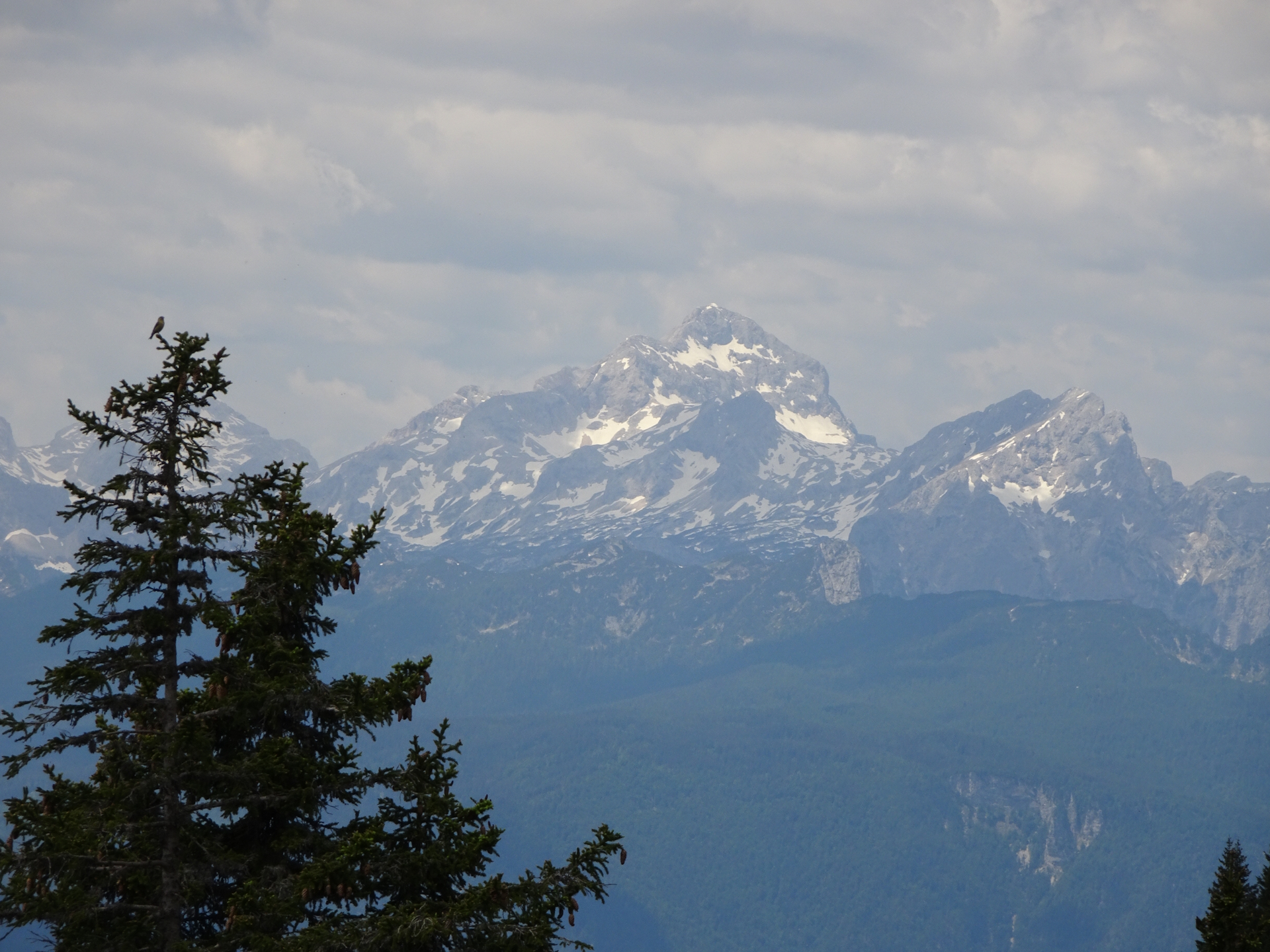 Amazing mountain scenery seen from the trail