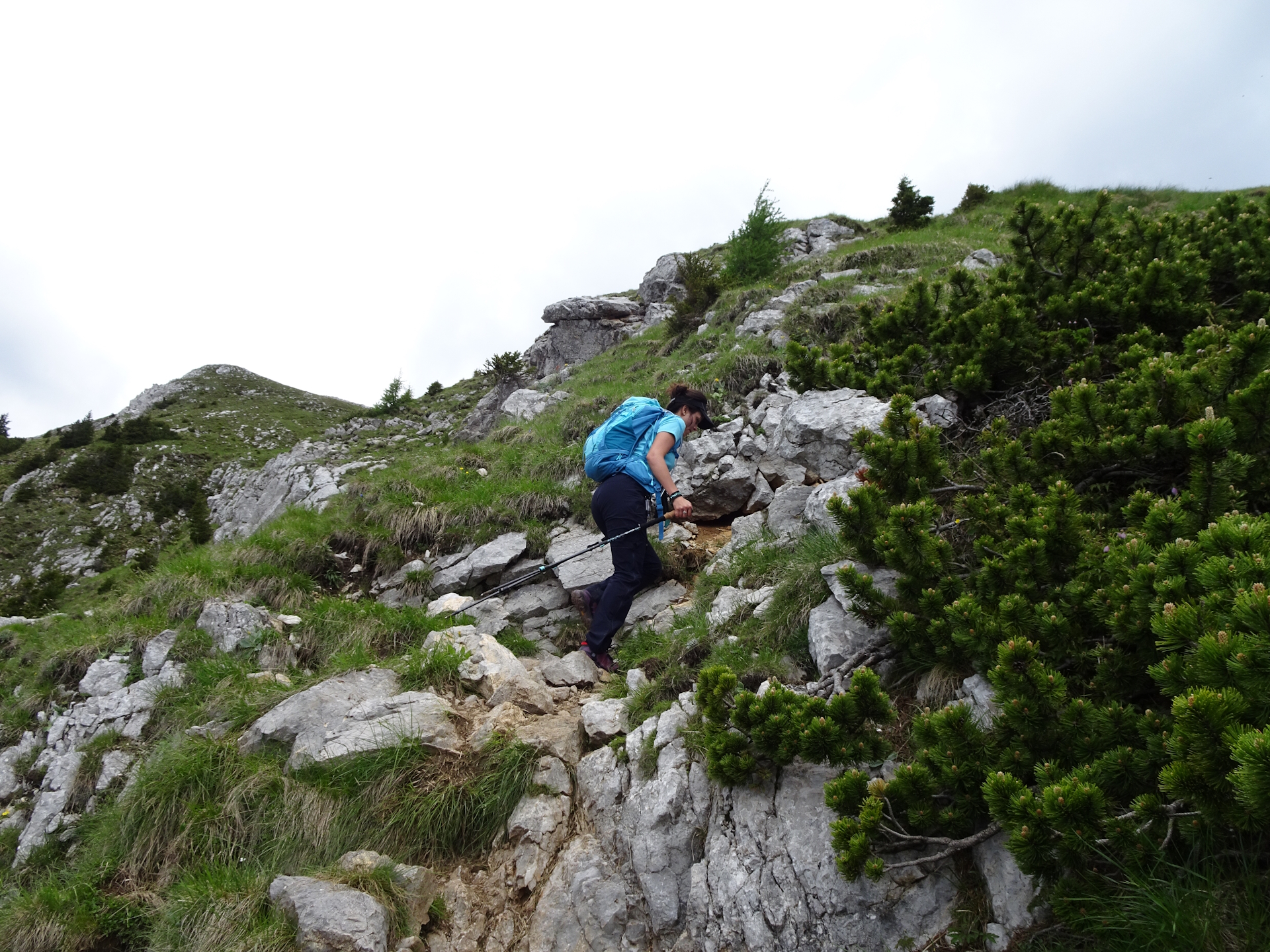 Eliane takes the lead