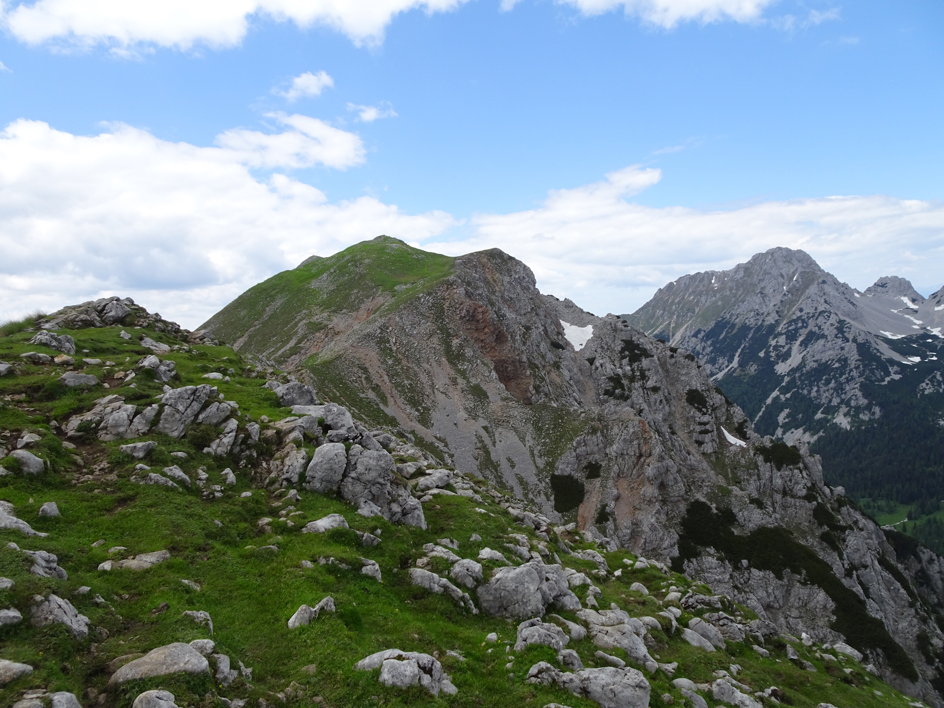 The <i>Veliki vrh (Begunjščica)</i> (still a few meters to go)