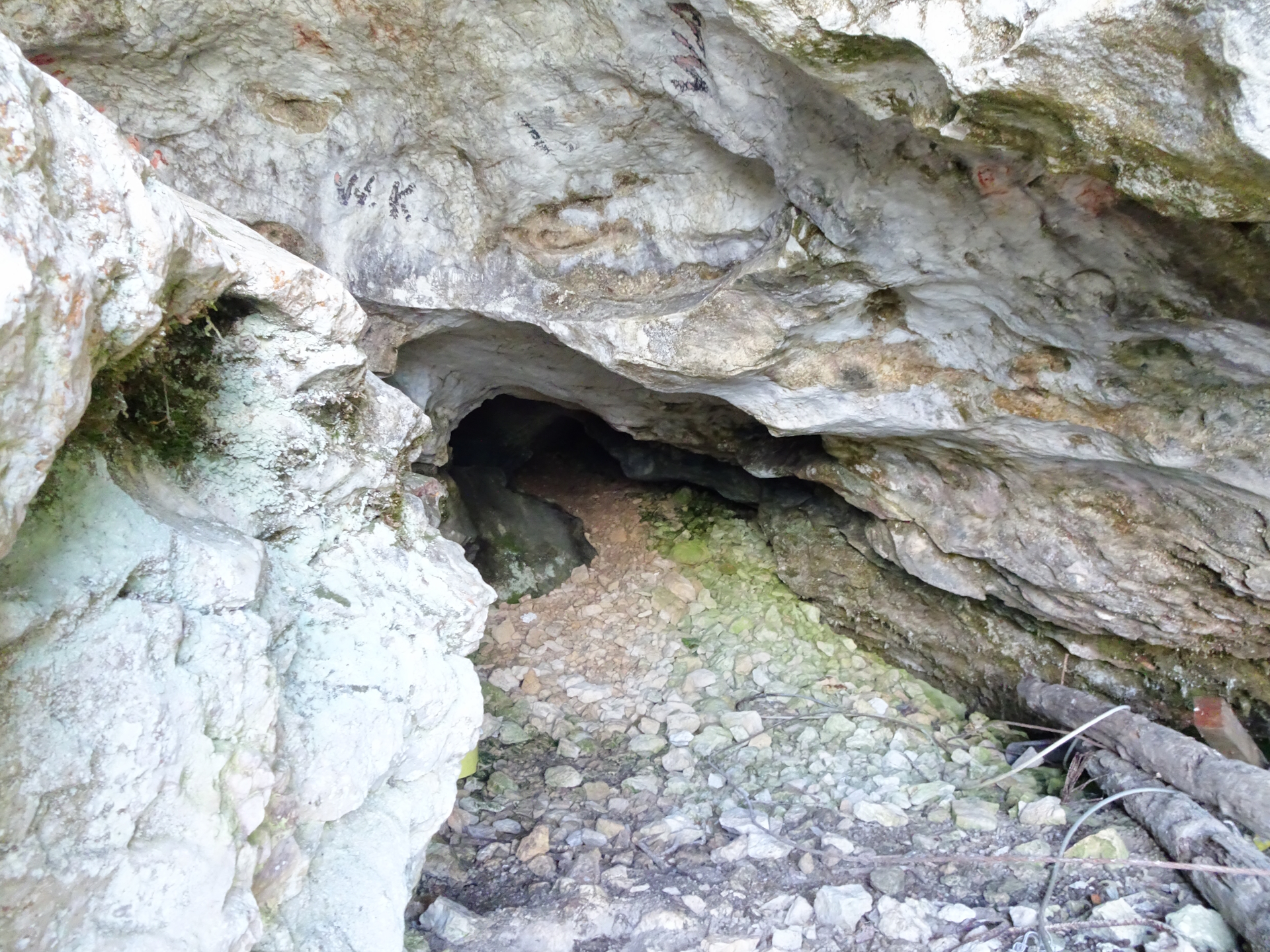 A small cave at <i>Dopplersteig</i>
