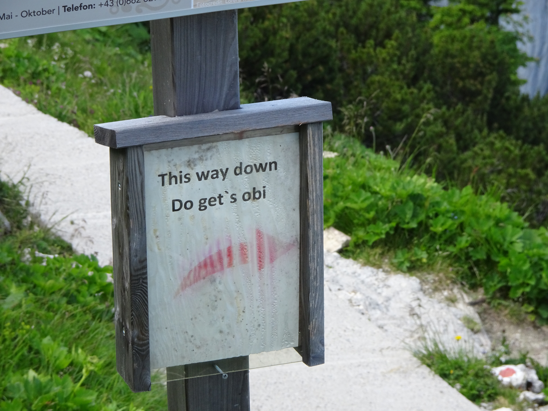 Instructions in English and proper German