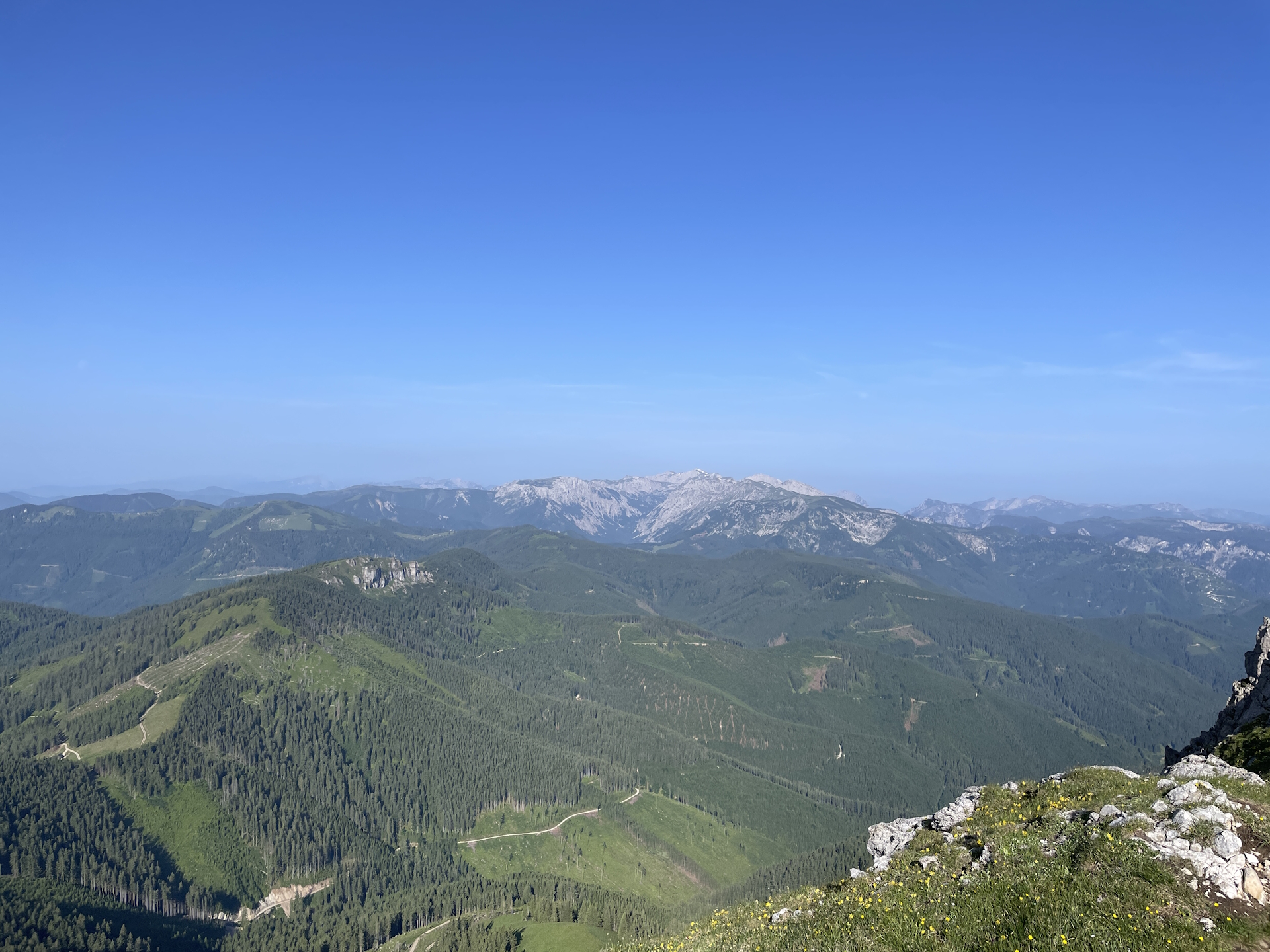 Amazing distance view at the end of the plateau