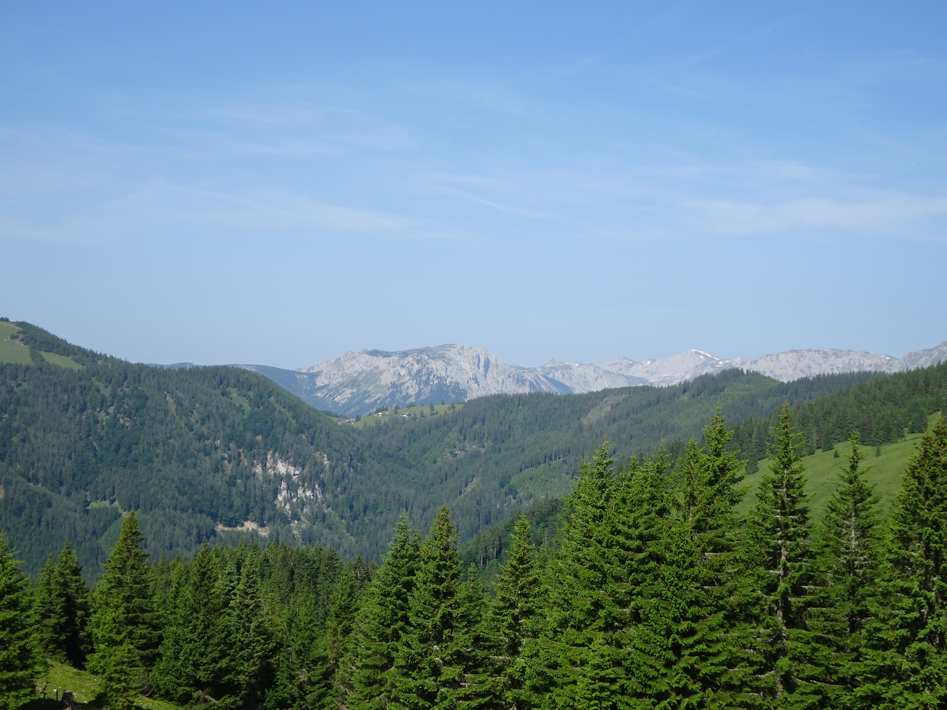 Distance view from the <i>Turnaueralm</i>