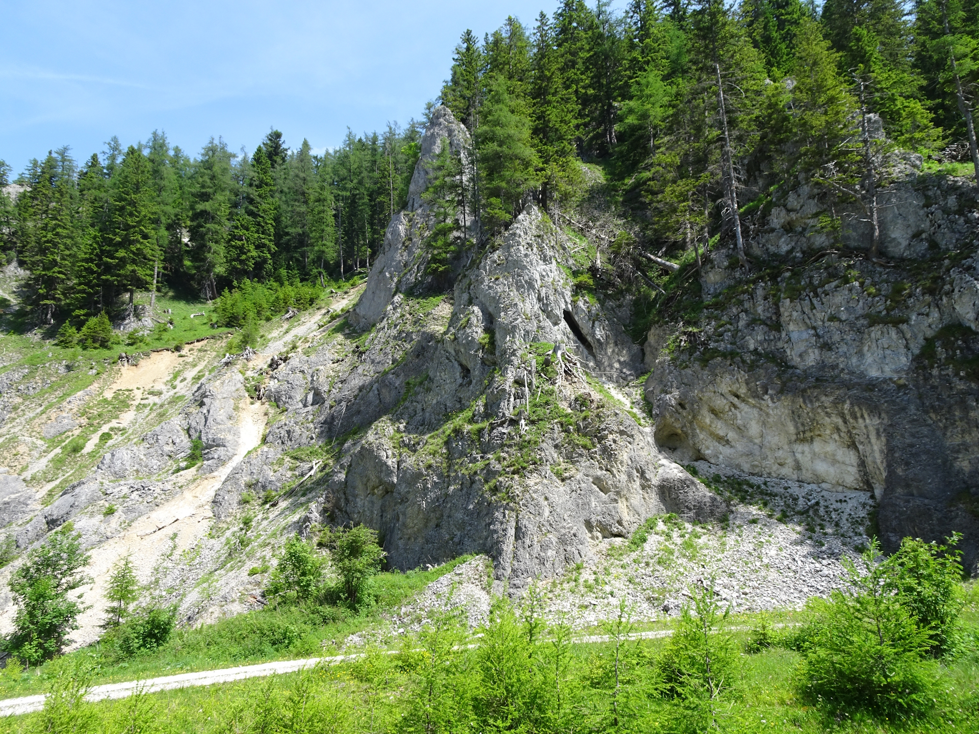 Impressive scenery seen from the trail towards <i>Göriacher Alm</i>