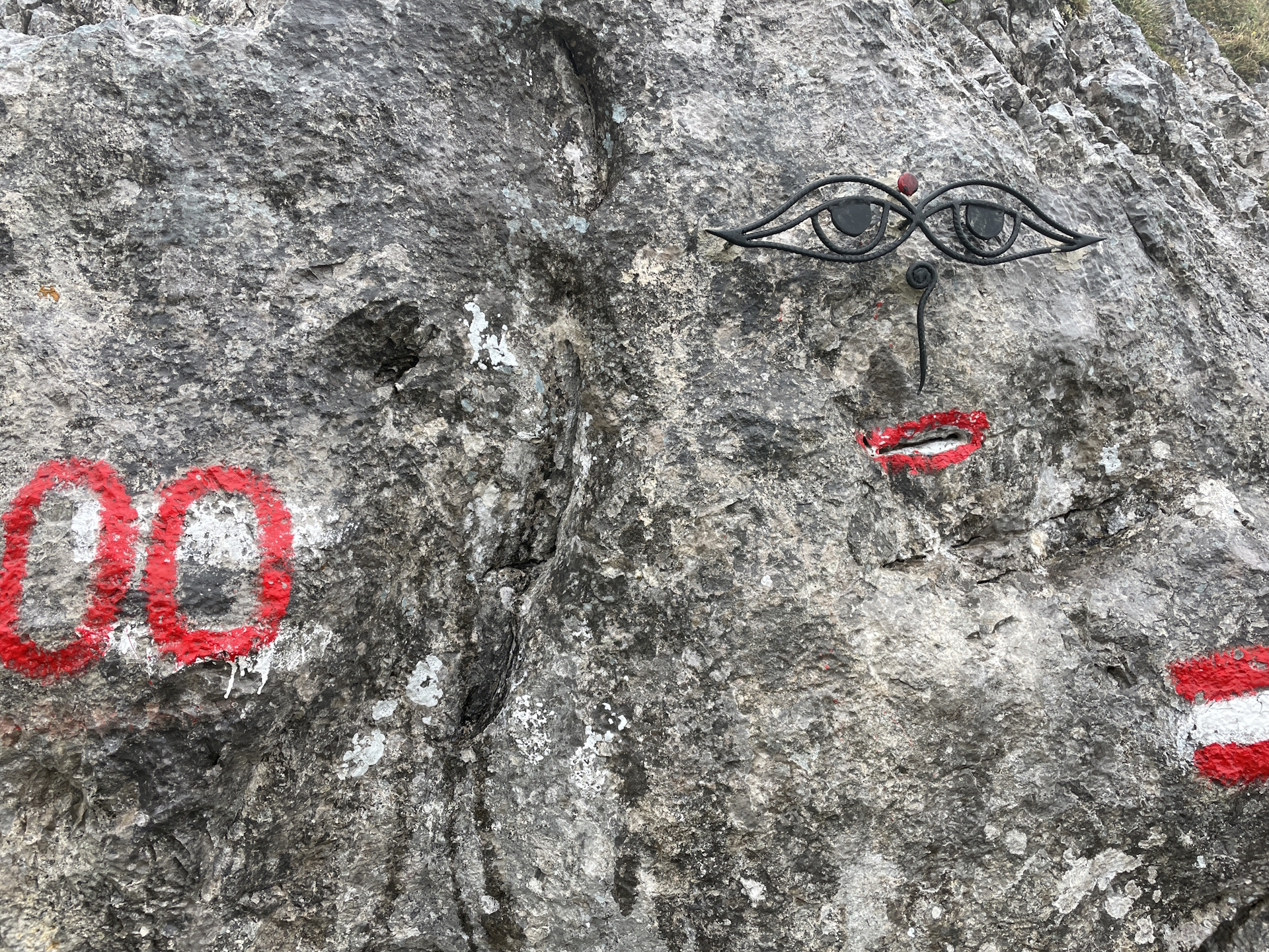 Funny marking of the <i>Graf-Meran Steig</i> trail