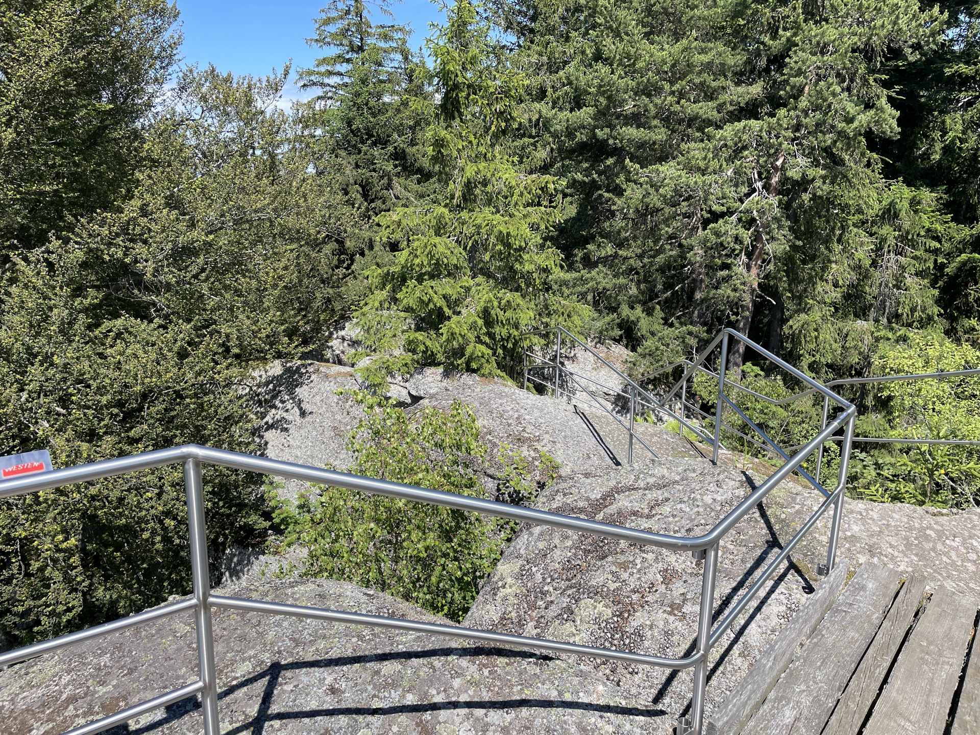 Trail up to the viewing platform of <i>Wachtstein</i>