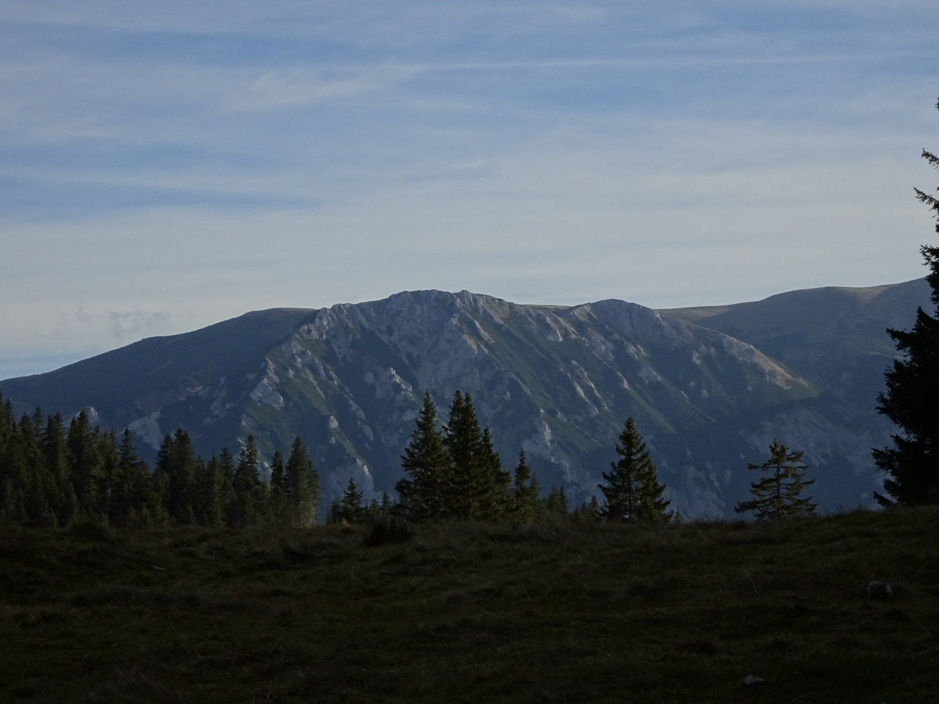 The <i>Wildkamm</i> seen from the trail