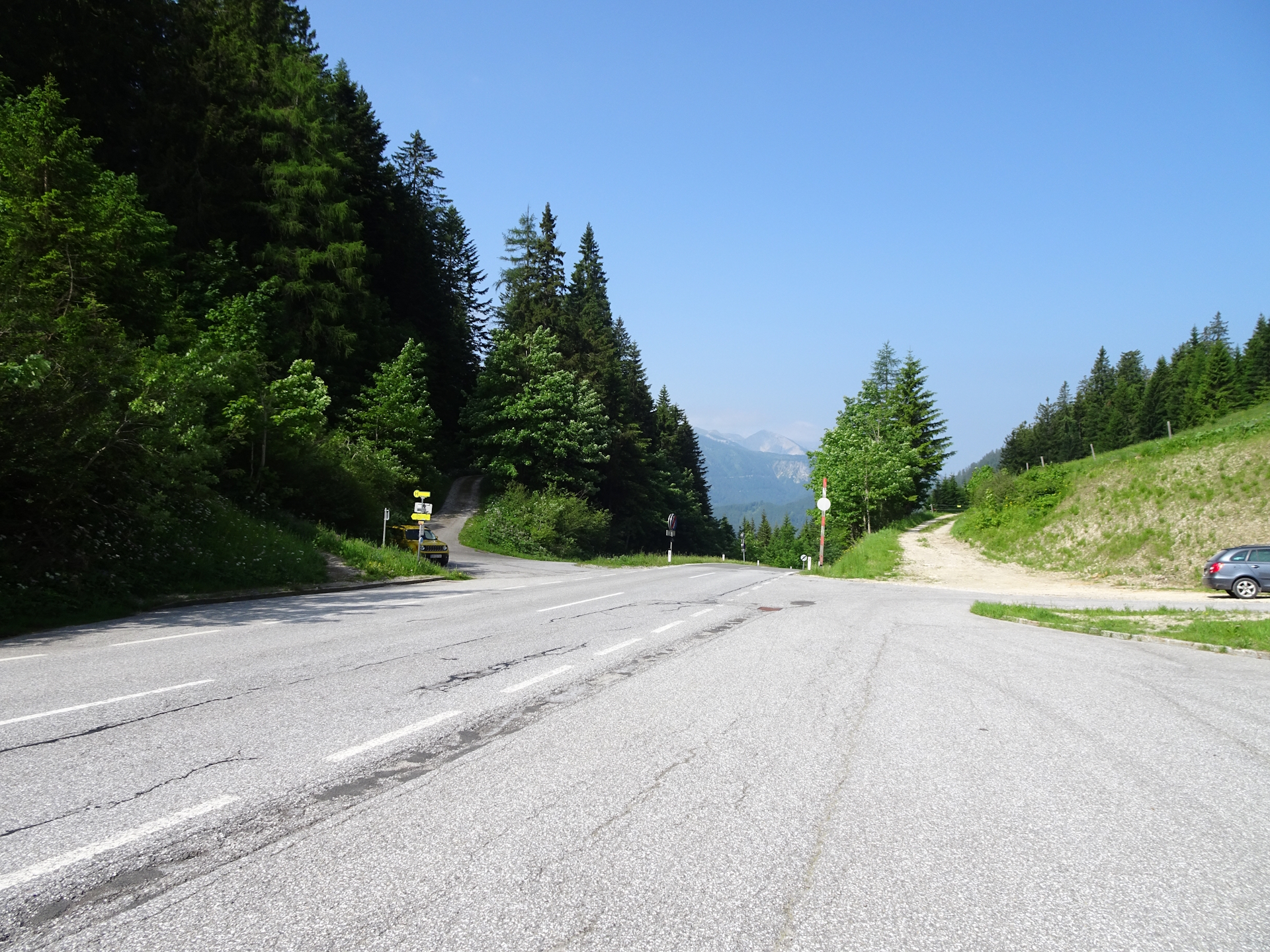 Start at the saddle of <i>Niederalpl</i>