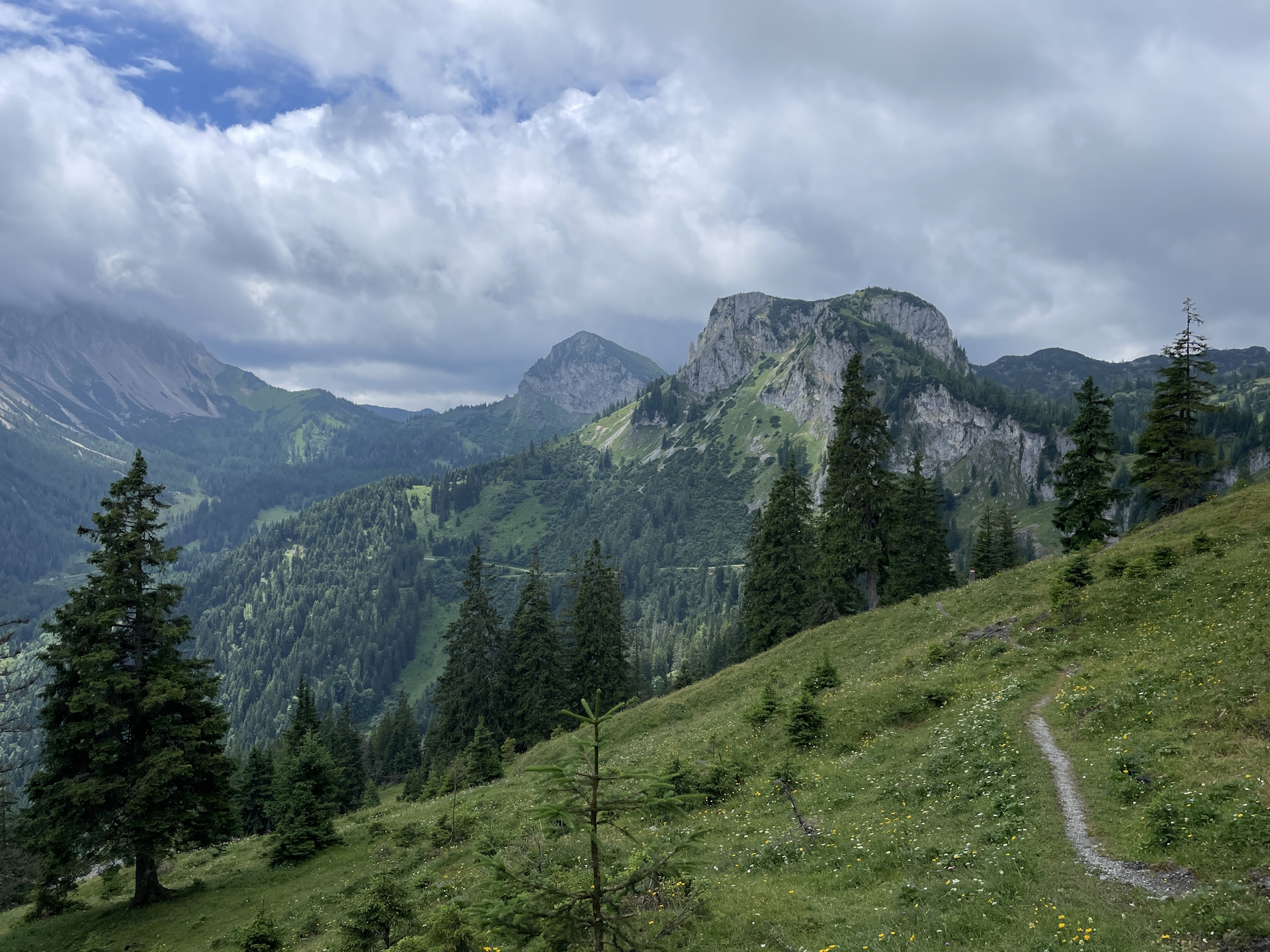 On the trail towards <i>Kulmalm</i>