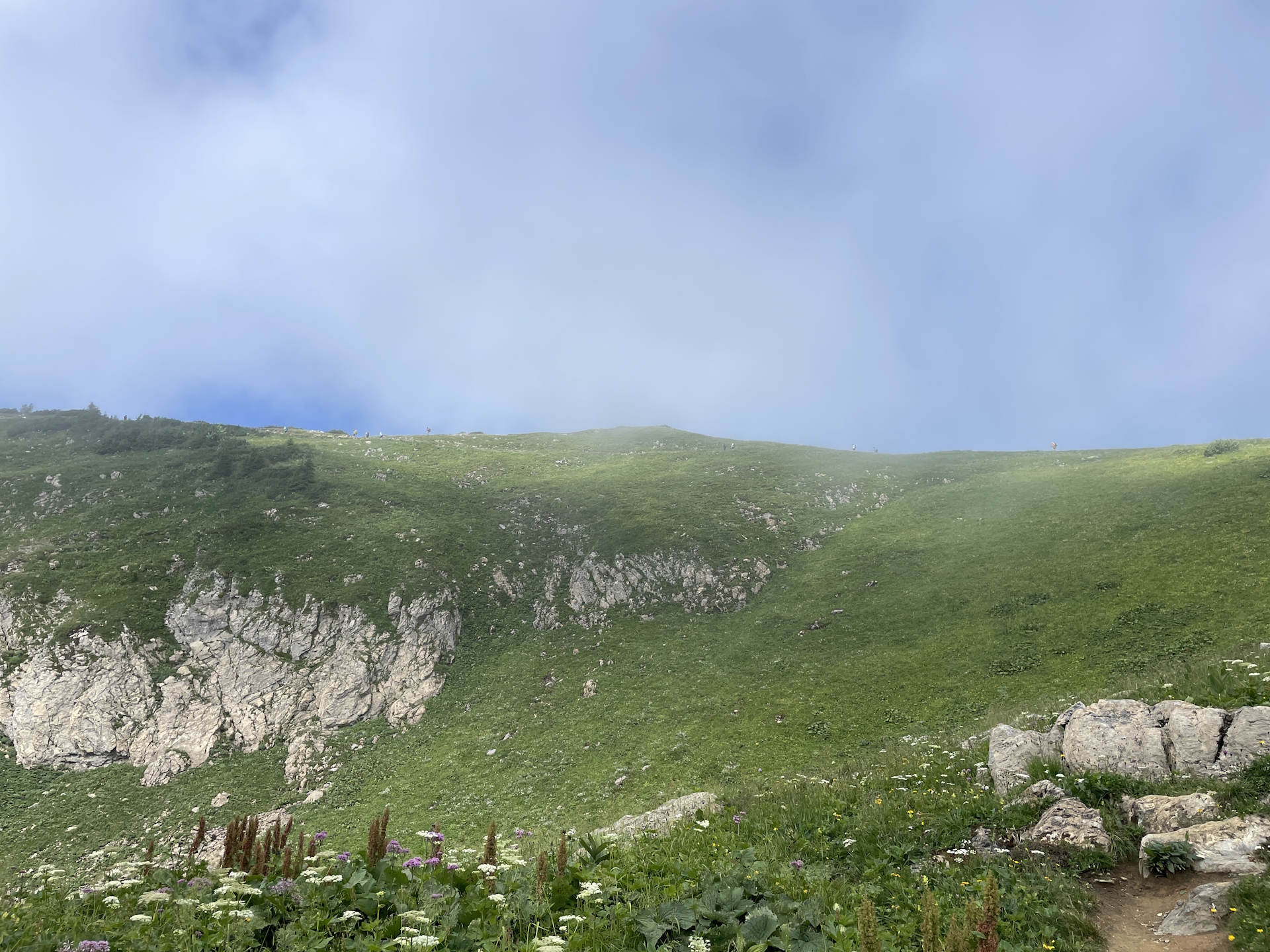 The crossing at the saddle between <i>Reichenstein</i> and <i>Rössel</i>