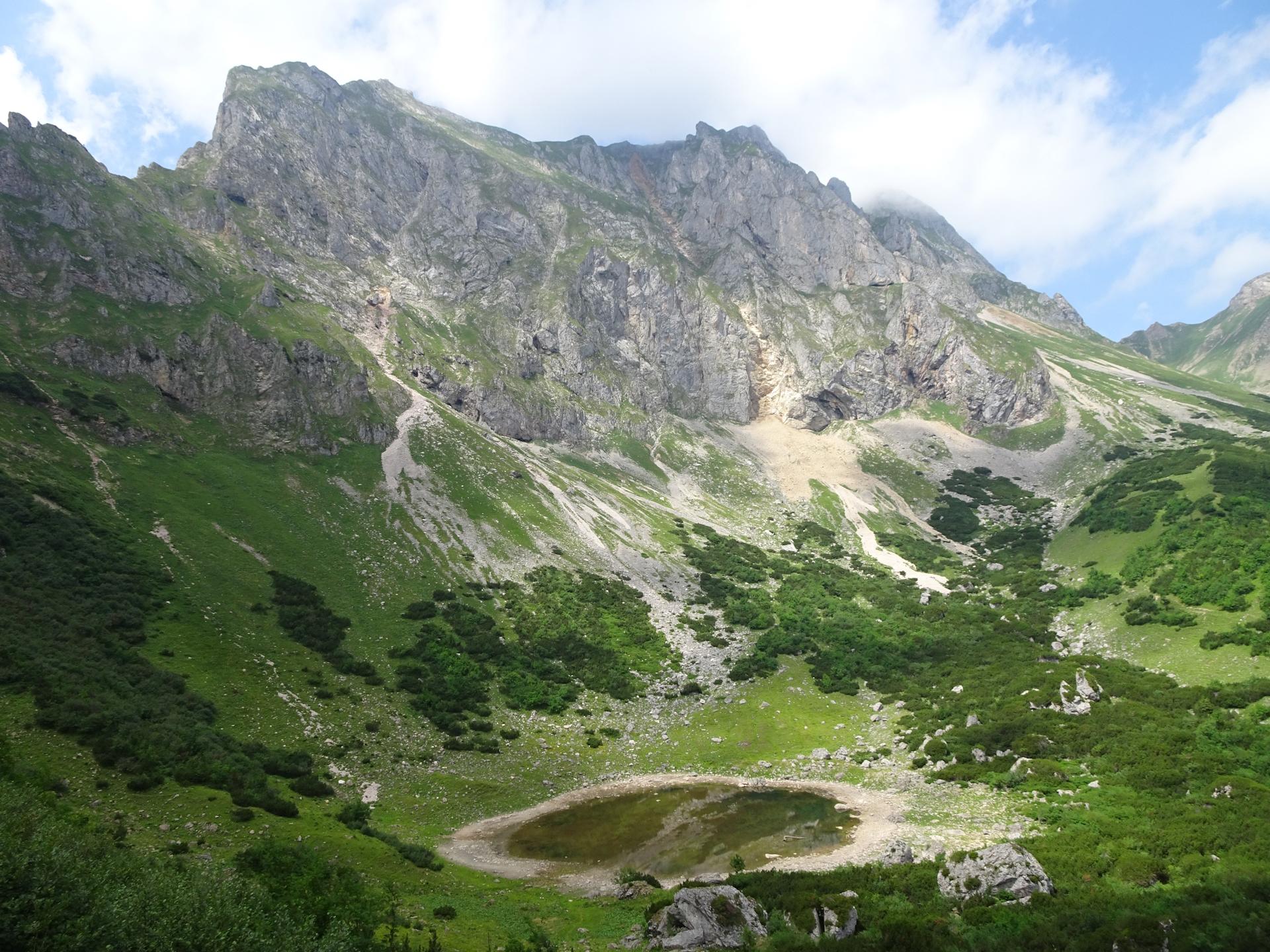 Bypassing the impressive <i>Krumpensee</i>