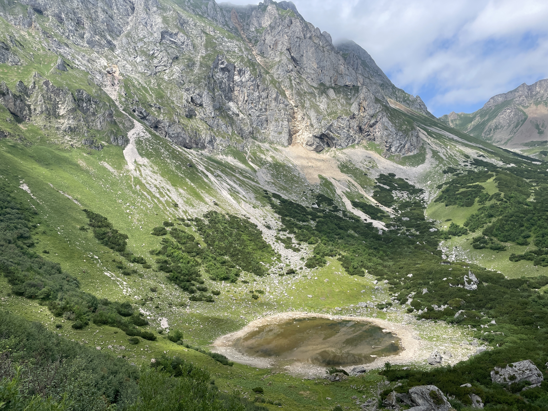 Bypassing the impressive <i>Krumpensee</i>