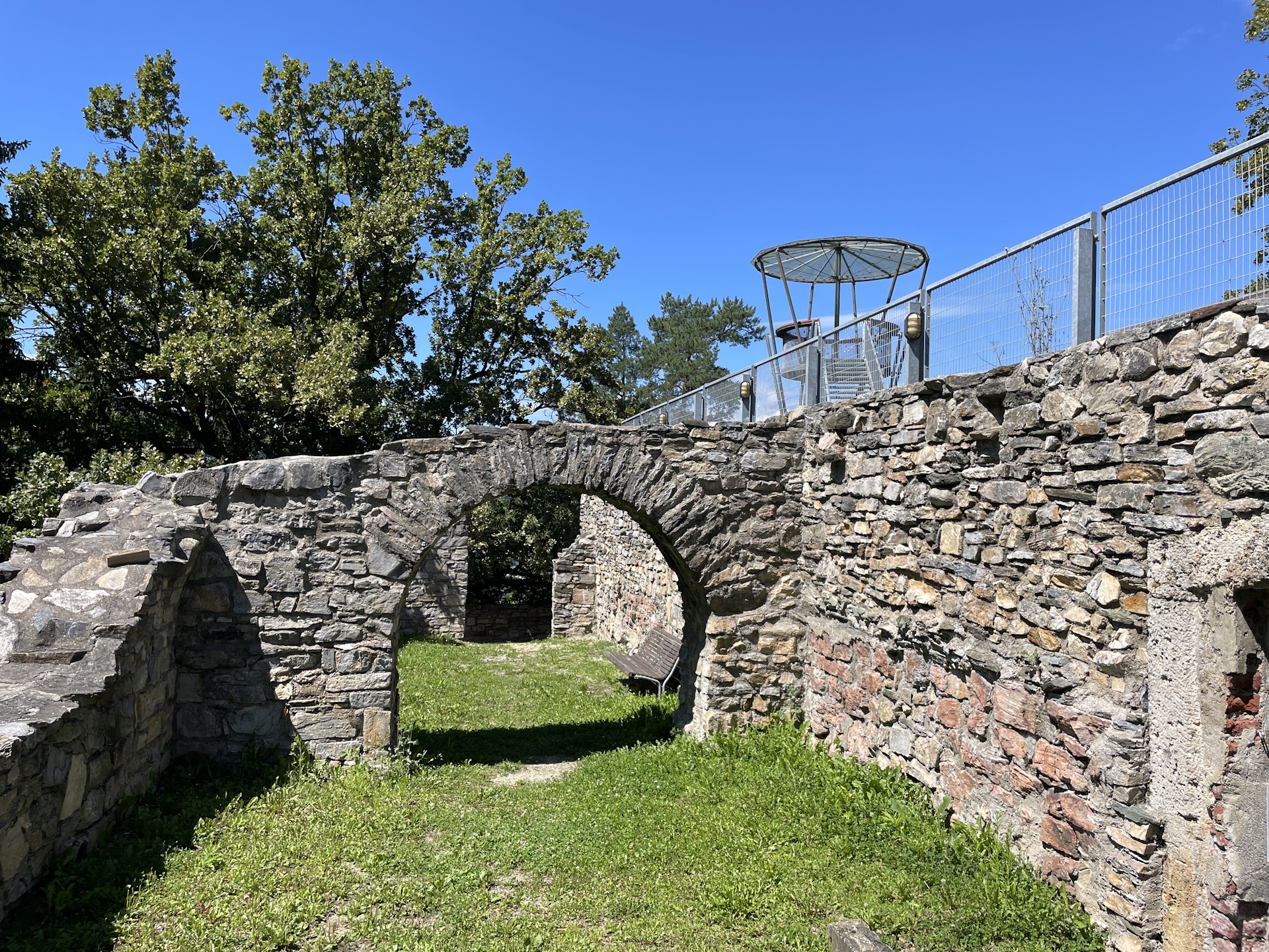 In the yard of <i>Maßenburg</i>