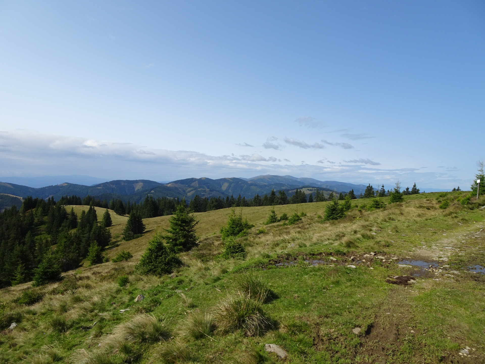 Approaching <i>Hochalm</i>