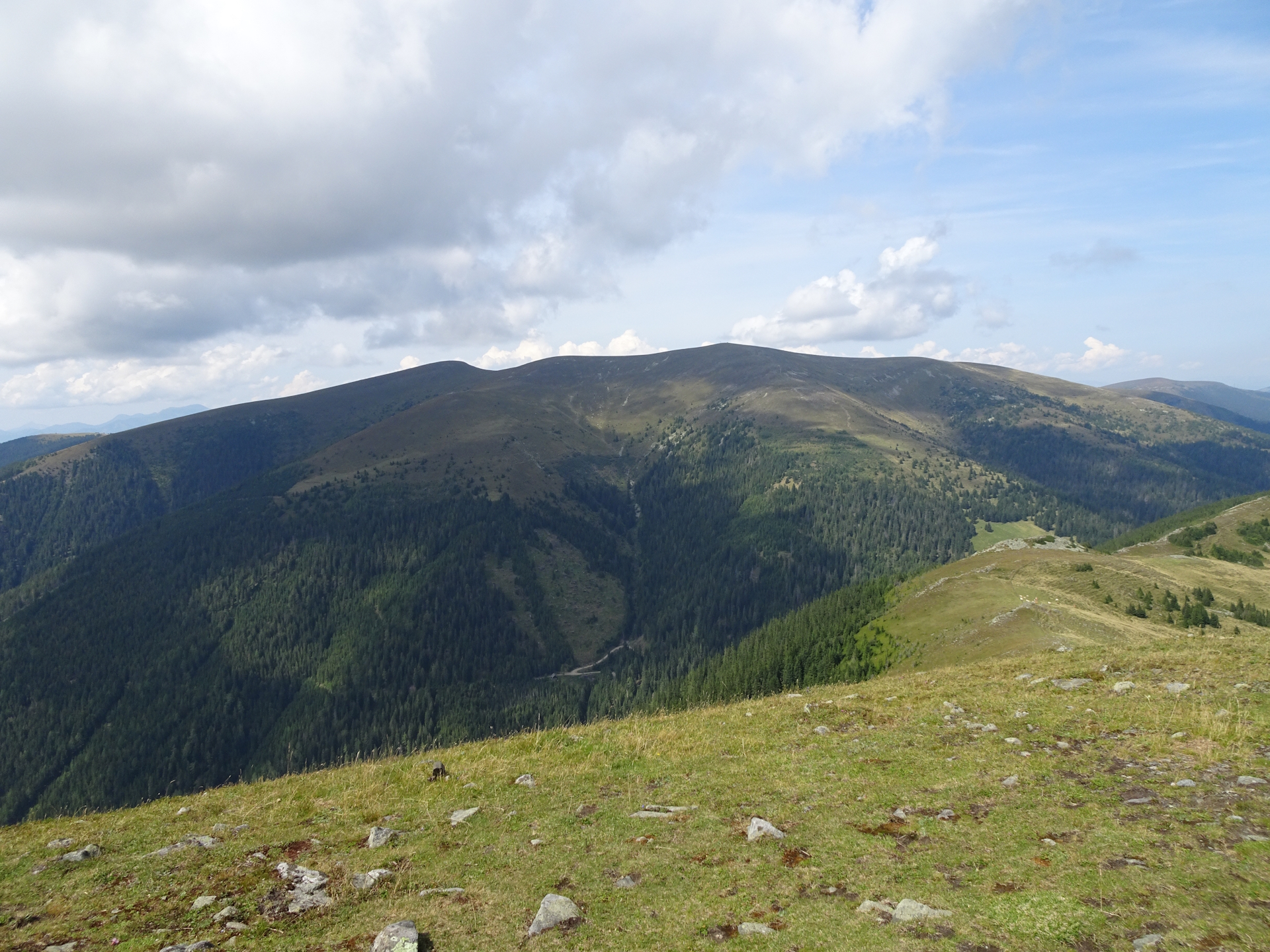View back from <i>Roßbachkogel</i>