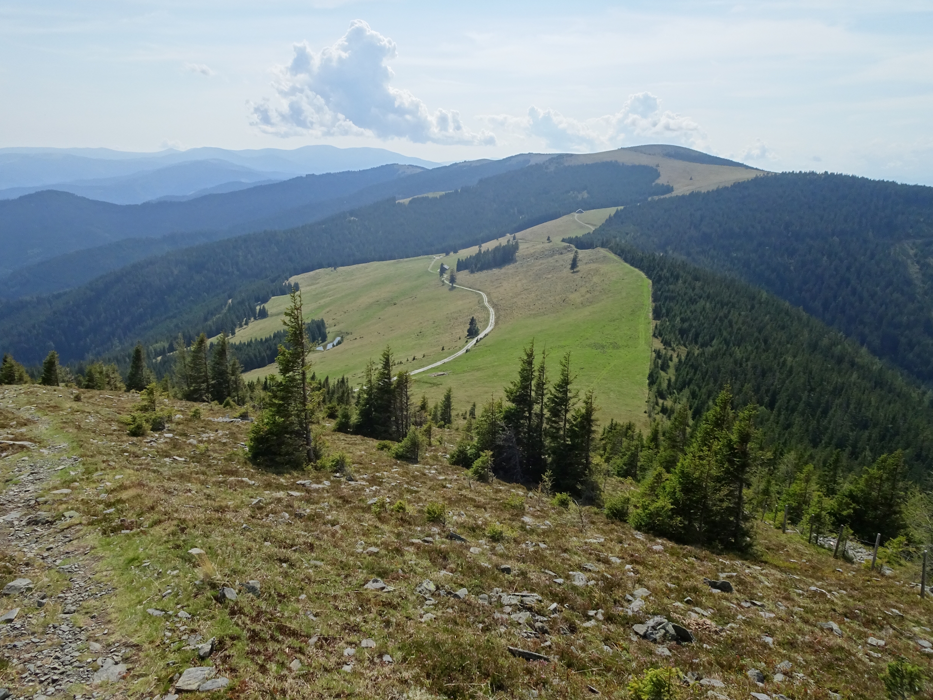 Towards <i>Zeissmannhütte</i>