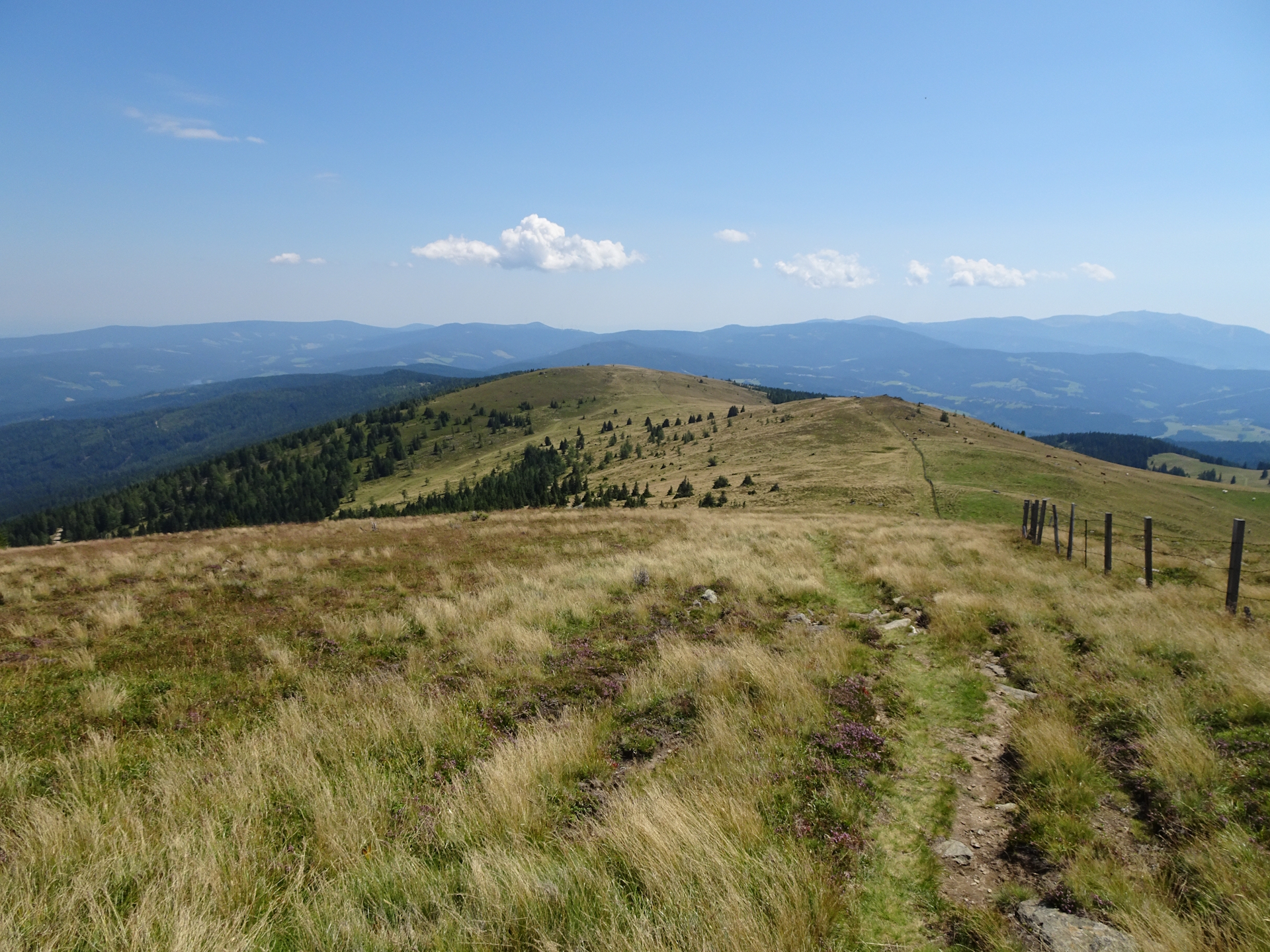 On the trail towards <i>Bernsteinhütte</i>