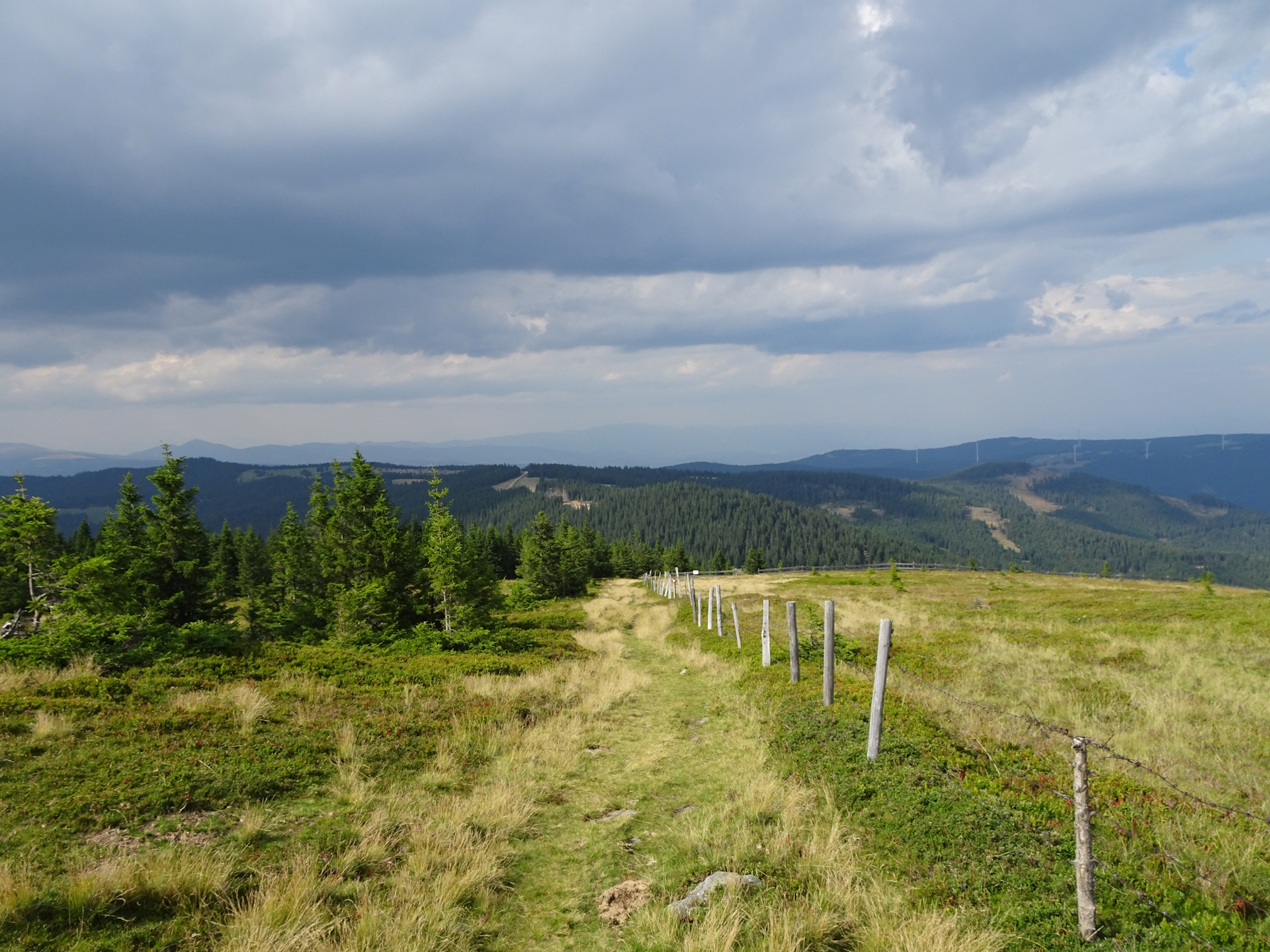 Looking back from <i>Weberkogel</i>