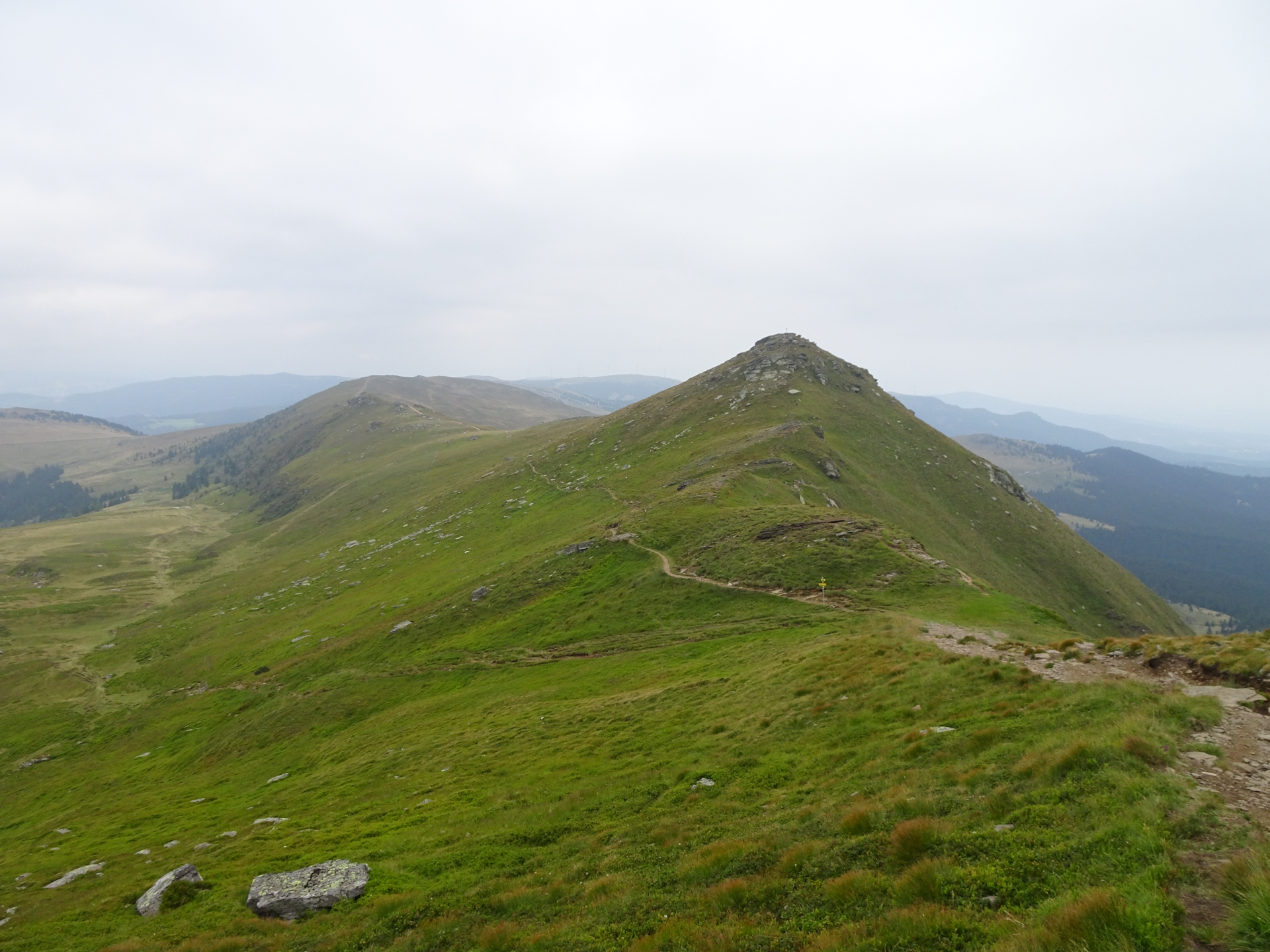 View back into the <i>Seespitzsattel</i>