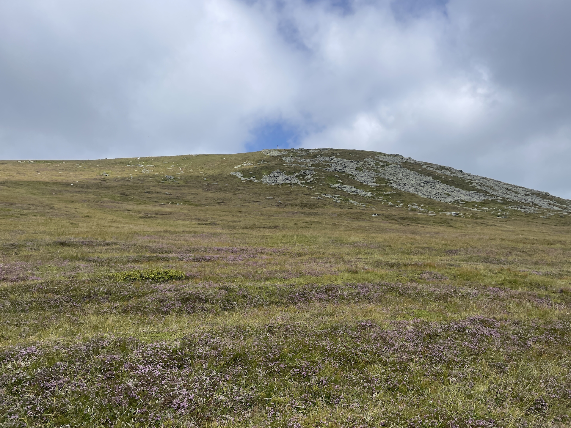 On the trail towards <i>Großer Frauenkogel</i>