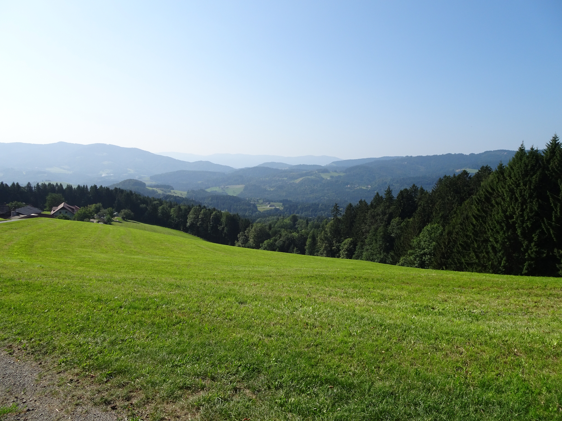 On the trail towards <i>Höchwirth Kapelle</i>