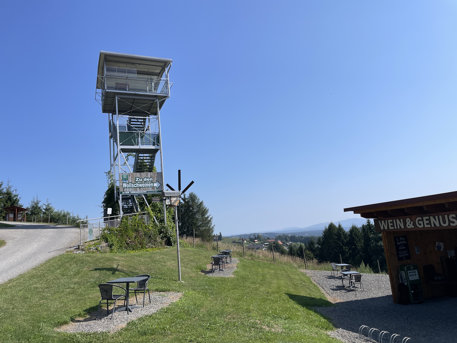 The viewing platform at <i>Buschenschank Grabner</i>